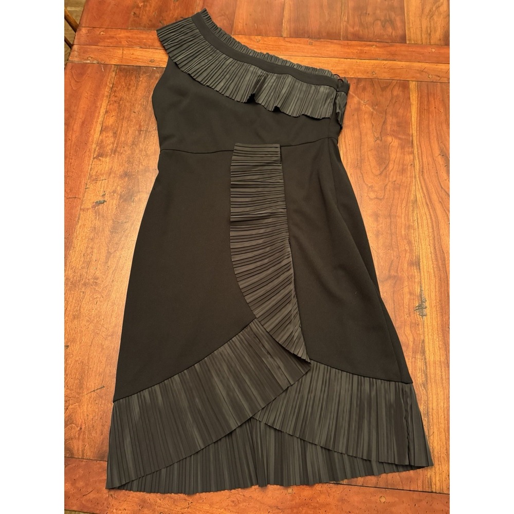 One33 Social Women Black Pleated-Ruffle One Shoulder‎ Cocktail Dress Sz 10
